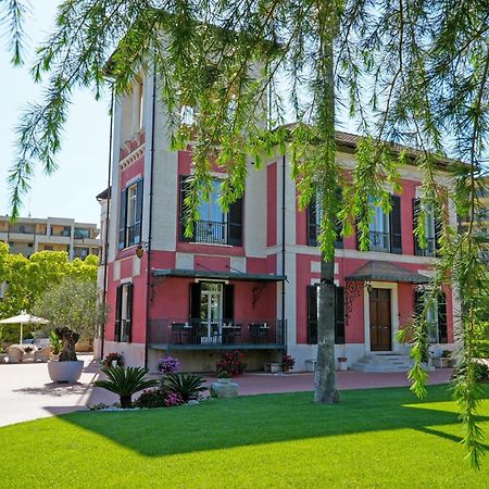 Villa Pallotta Luxury B&B Cerignola Buitenkant foto
