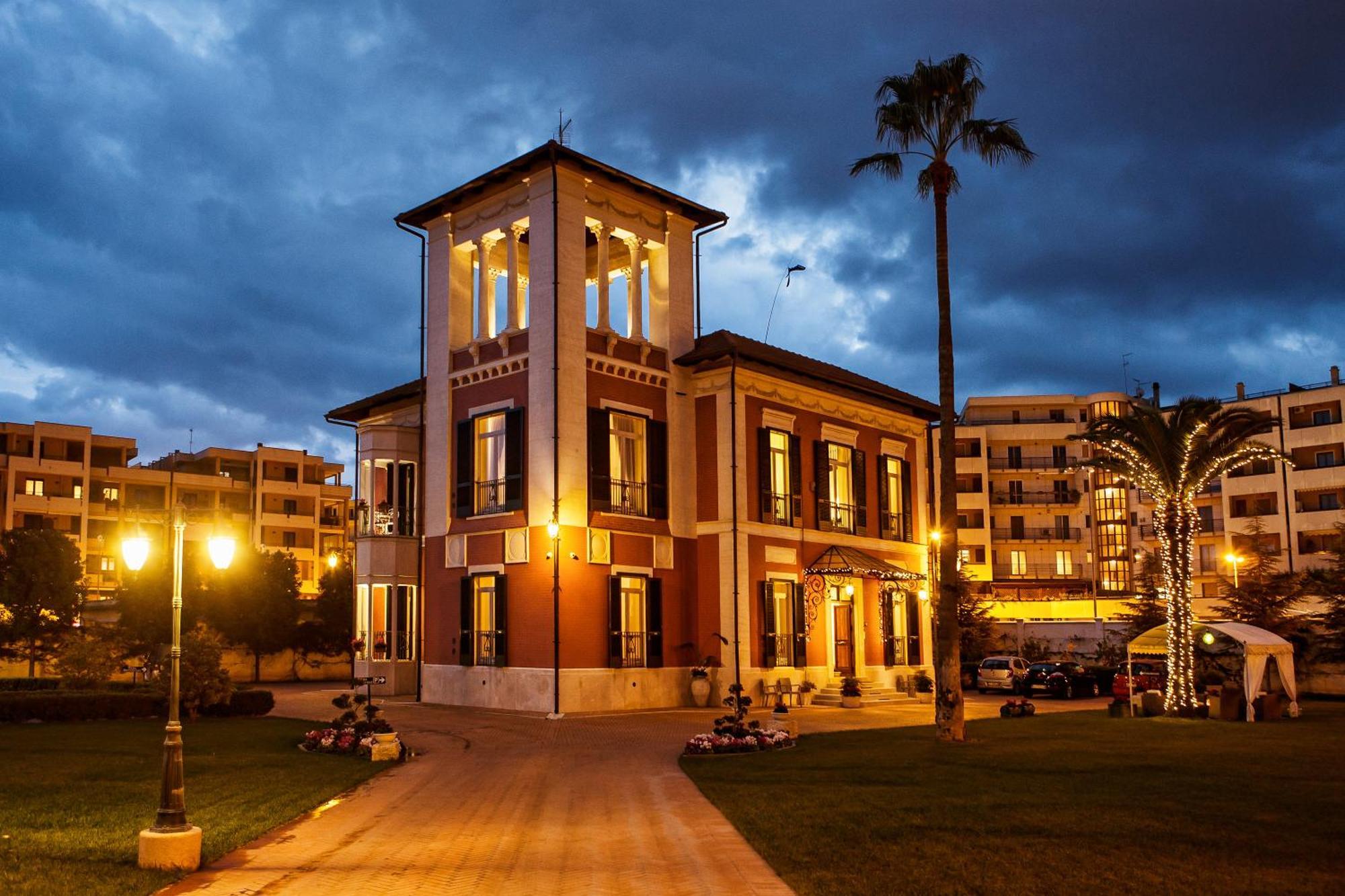 Villa Pallotta Luxury B&B Cerignola Buitenkant foto