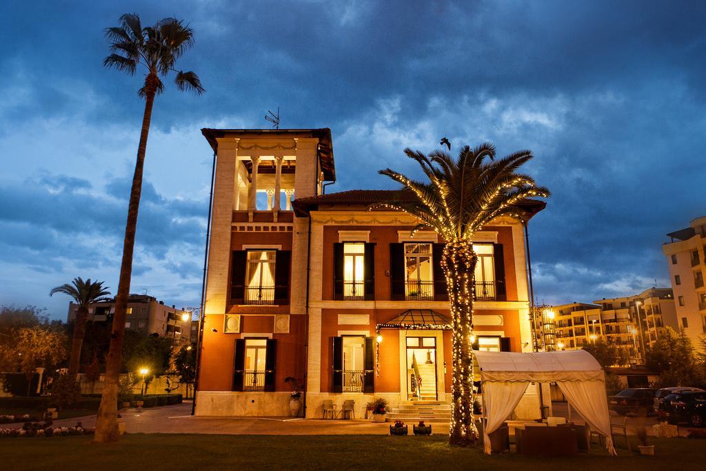 Villa Pallotta Luxury B&B Cerignola Buitenkant foto